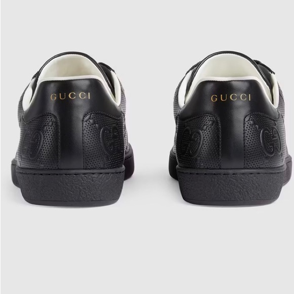 Authentic Gucci GG Embossed Low-Top Sneakers - Picture 3 of 6